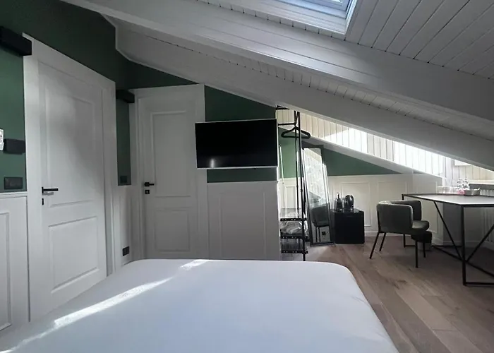 Q Urban Relais Pensjonat 4*