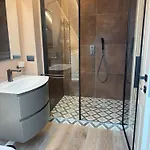 Q Urban Relais 게스트하우스 4*