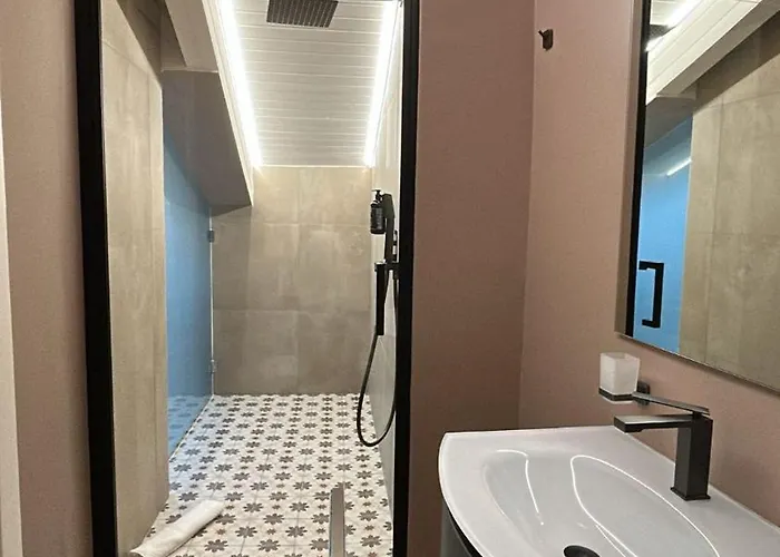 Q Urban Relais 게스트하우스 4*